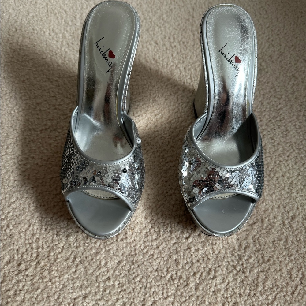Silver sequins wedges
